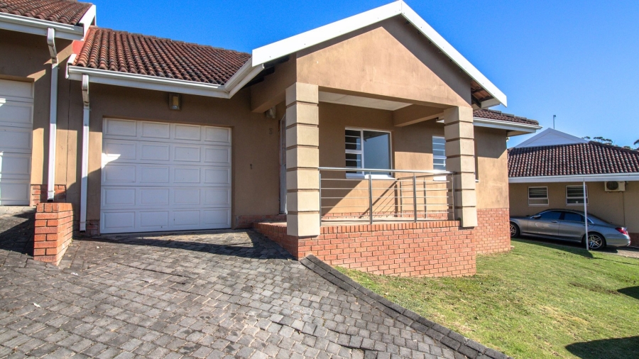 3 Bedroom Property for Sale in Beacon Bay North Eastern Cape